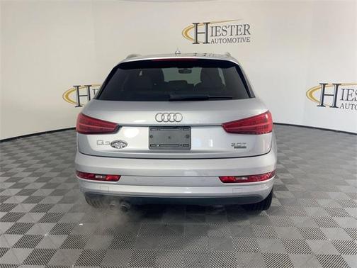 2017 Audi Q3 2.0T Premium Plus