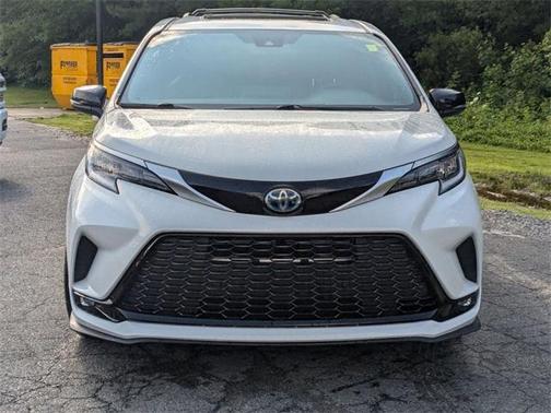 2023 Toyota Sienna XSE