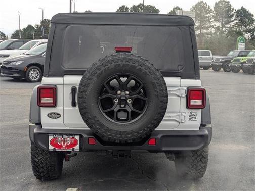 2026 Jeep Wrangler Sport