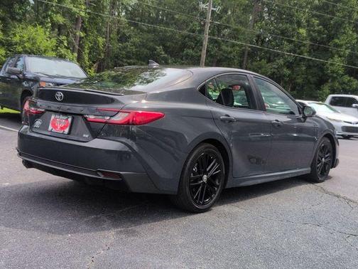 UNDERGROUND 2025 Toyota Camry SE