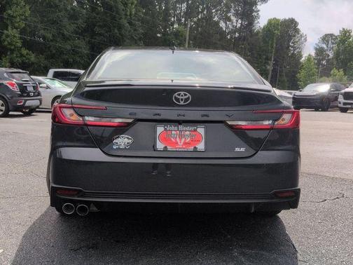 UNDERGROUND 2025 Toyota Camry SE