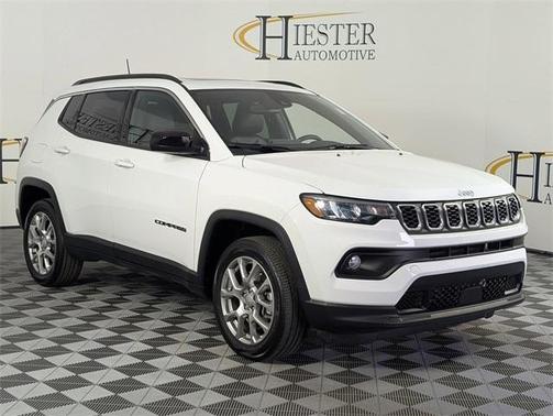 2024 Jeep Compass Latitude Lux