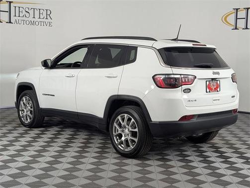 2024 Jeep Compass Latitude Lux