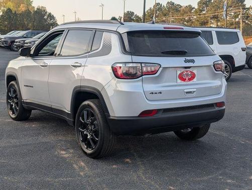 Silver Zynith 2026 Jeep Compass Latitude