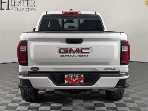 2025 GMC Canyon AT4