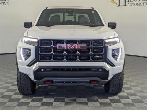 2025 GMC Canyon AT4