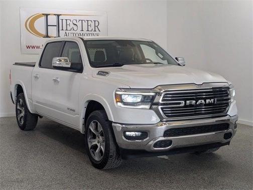 2022 RAM 1500 Laramie Crew Cab 4x4 57' Box