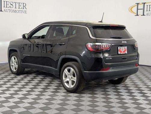 Diamond Black 2023 Jeep Compass Sport