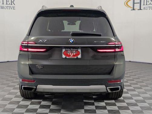 Dravit Gray Metallic 2024 BMW X7 xDrive40i