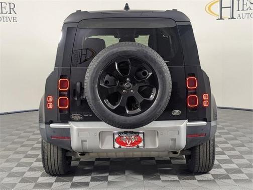 2020 Land Rover Defender 110 SE