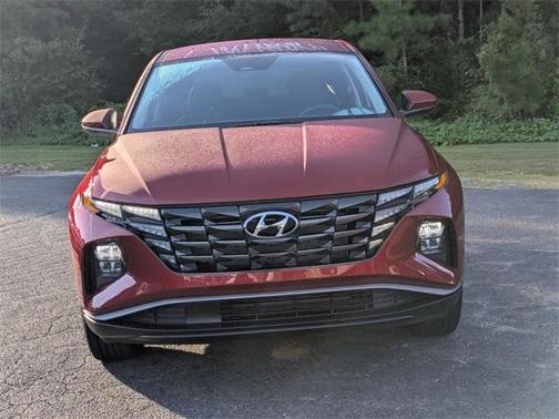 2024 Hyundai TUCSON SE