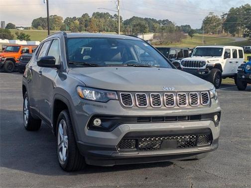 2024 Jeep Compass Latitude