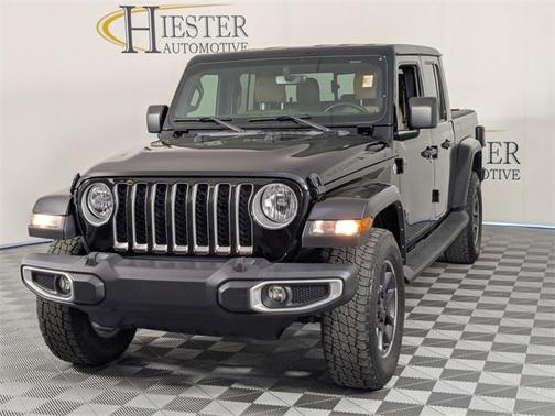 2022 Jeep Gladiator Overland