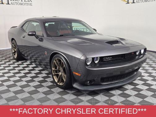 Granite Crystal Clearcoat Metallic 2022 Dodge Challenger R/T Scat Pack