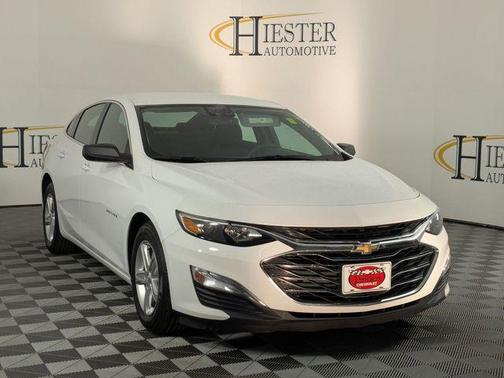 Summit White 2023 Chevrolet Malibu 1LS