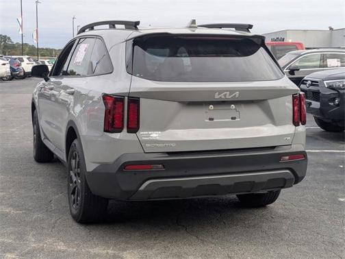 2023 Kia Sorento X-Line S