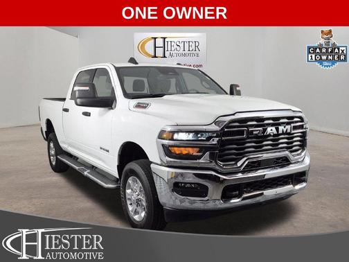 Bright White Clearcoat 2026 RAM 2500 Big Horn