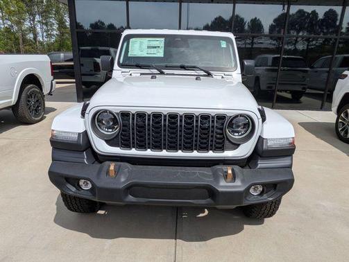 Bright White Clearcoat 2026 Jeep Wrangler Sport