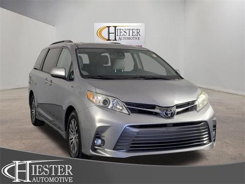 2018 Toyota Sienna XLE