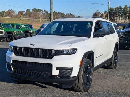 2025 Jeep Grand Cherokee L Laredo