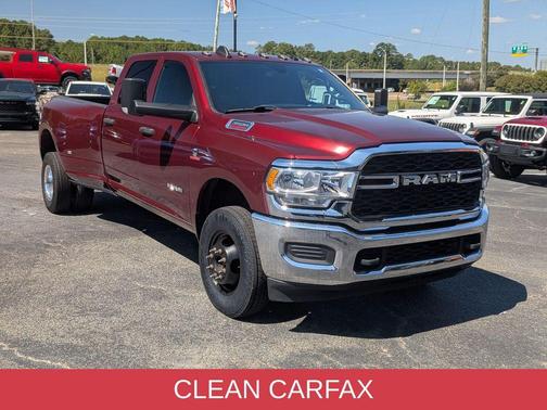 Delmonico Red Pearlcoat 2021 RAM 3500 Tradesman