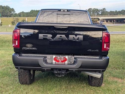 2026 RAM 2500 Rebel/Power Wagon