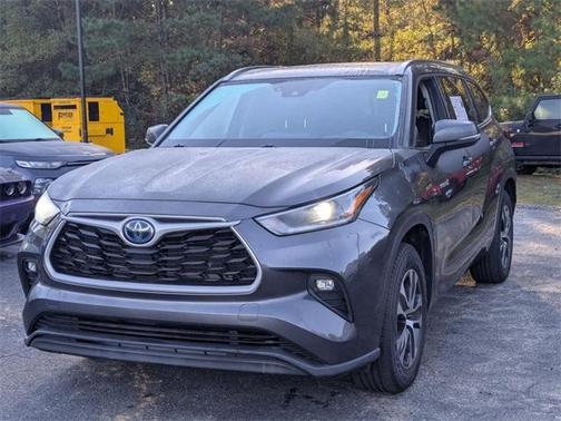 2021 Toyota Highlander Hybrid XLE