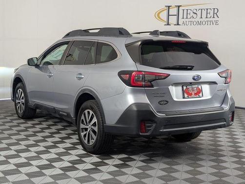 Ice Silver Metallic 2020 Subaru Outback Premium