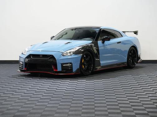 BLUE 2017 Nissan GT-R NISMO