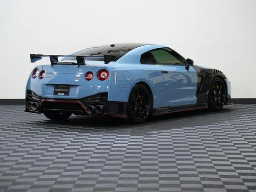 BLUE 2017 Nissan GT-R NISMO