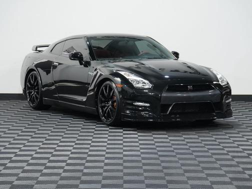 2015 Nissan GT-R Premium