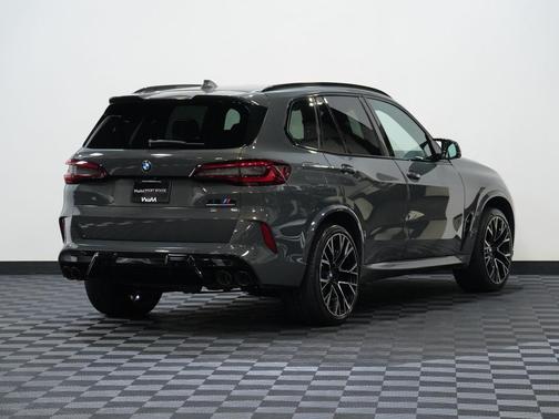 2022 BMW X5 M Base