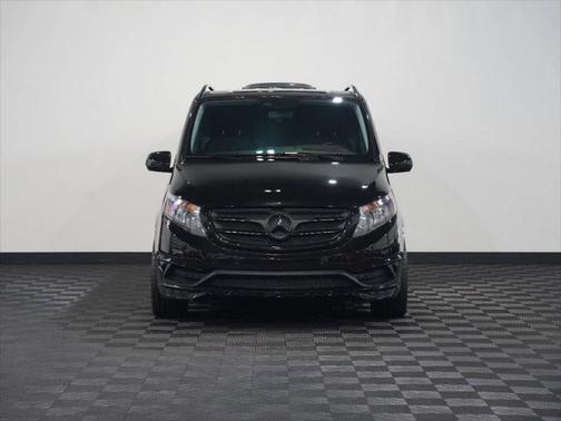 2017 Mercedes-Benz Metris Base