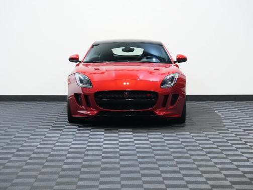 2016 Jaguar F-TYPE R
