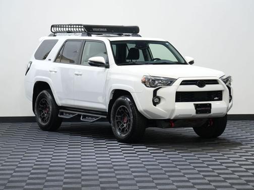 White 2022 Toyota 4Runner SR5 Premium