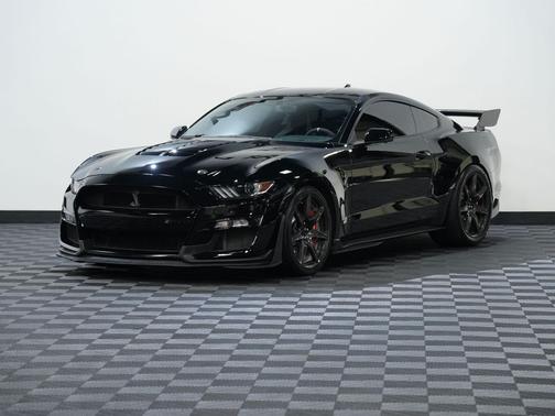 2022 Ford Shelby GT500 Base
