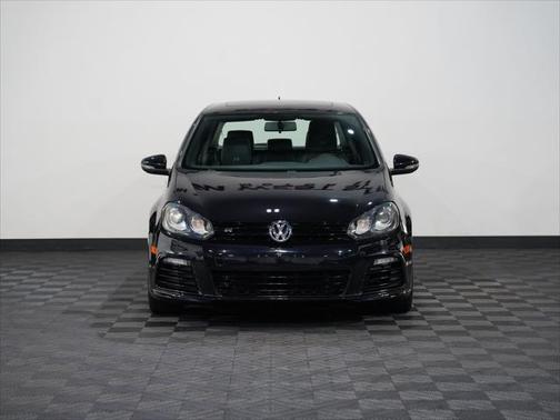2013 Volkswagen Golf R 4-Door w/DCC & Navigation