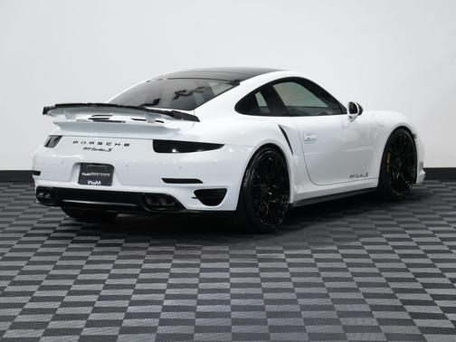 2016 Porsche 911 Turbo