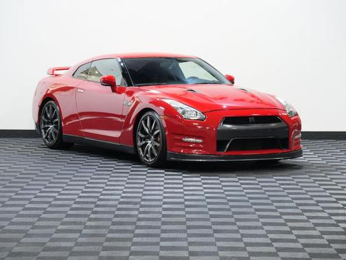 2013 Nissan GT-R Premium