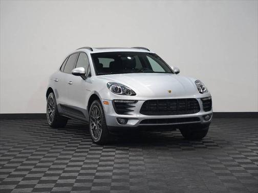 2015 Porsche Macan S