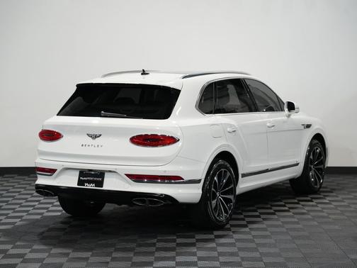 2022 Bentley Bentayga V8