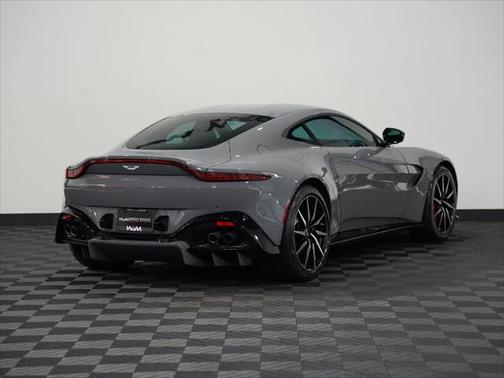 2019 Aston Martin Vantage Base