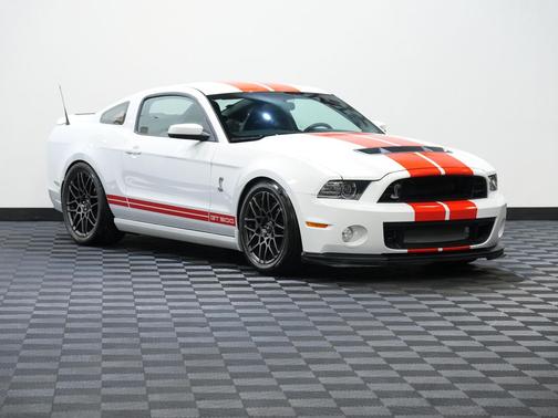 2014 Ford Shelby GT500 Base