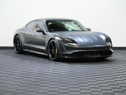2020 Porsche Taycan Turbo