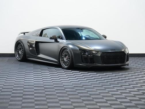 2017 Audi R8 5.2 V10 plus