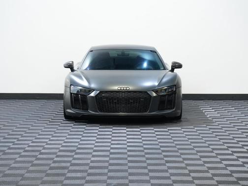 2017 Audi R8 5.2 V10 plus