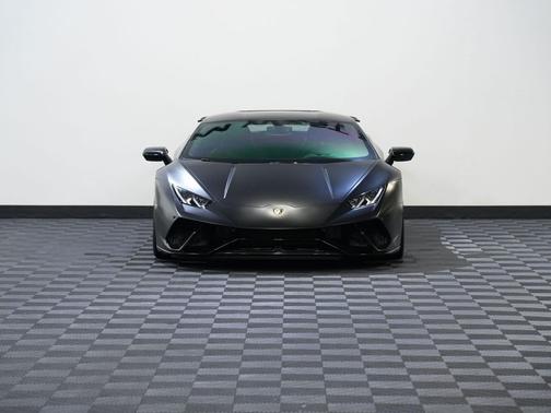 2019 Lamborghini Huracan Performante
