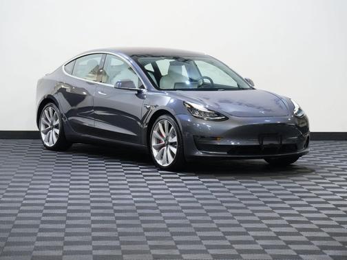2019 Tesla Model 3 Performance