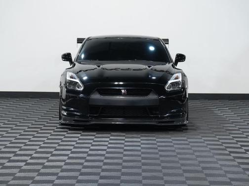 2009 Nissan GT-R Premium