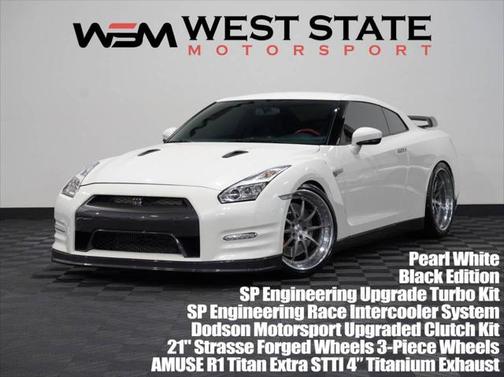 2015 Nissan GT-R Black Edition